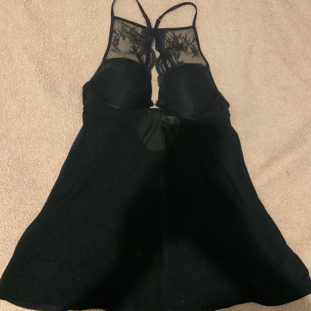 flowy lace t-shirt/lingerie. worn once